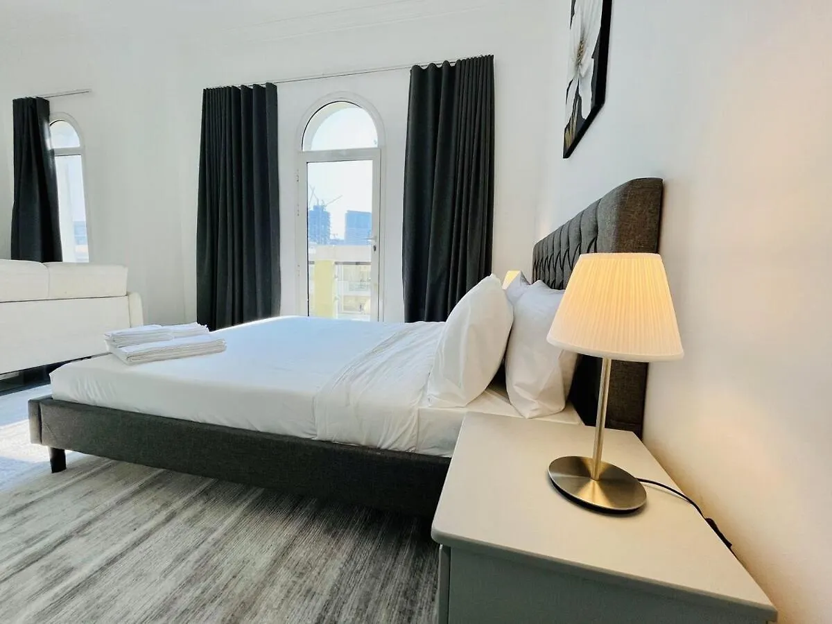 Getaway Relax And Celebrate Villa Jliving Rental Homes Dubai