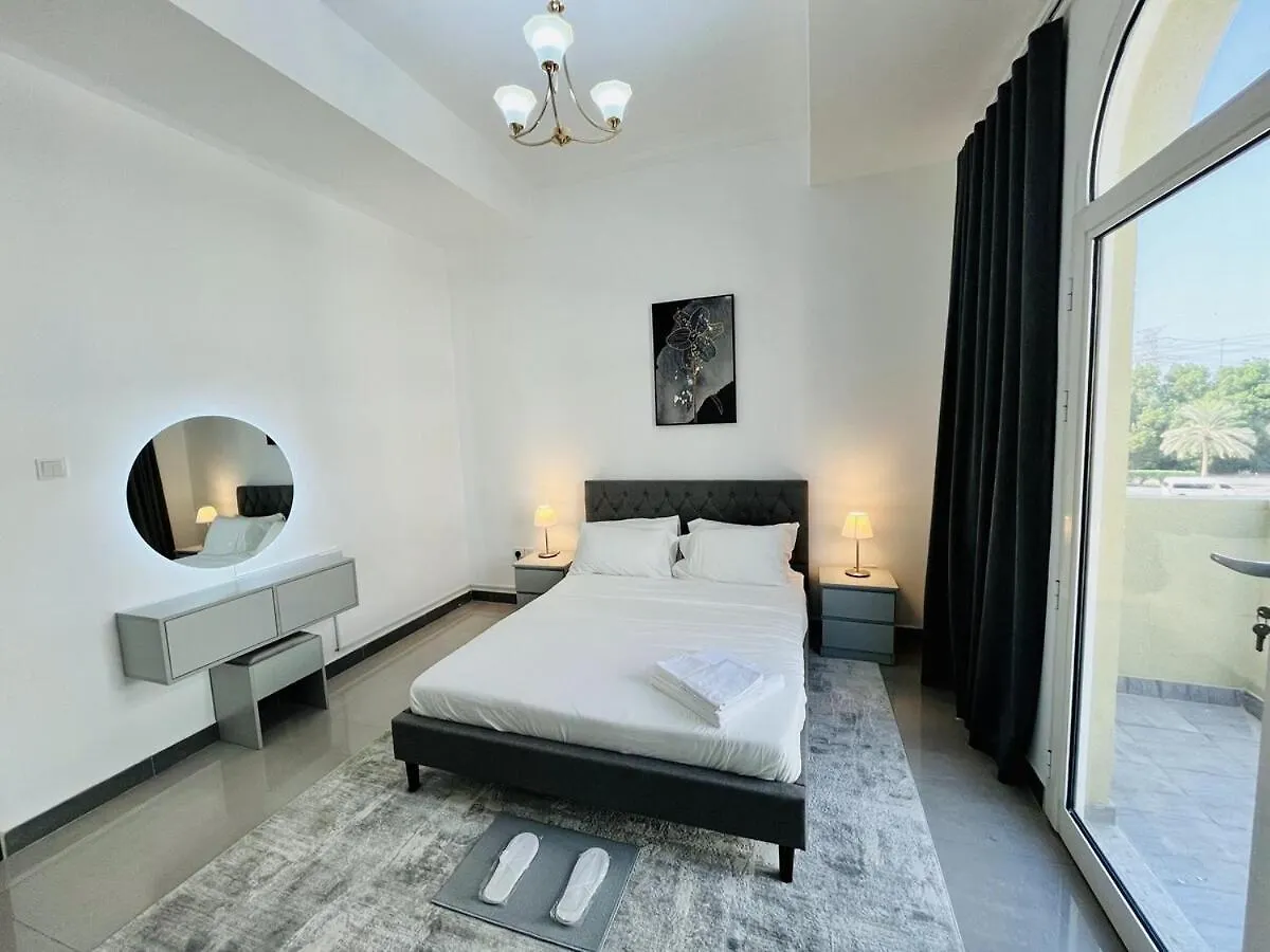 Getaway Relax And Celebrate Villa Jliving Rental Homes Dubai